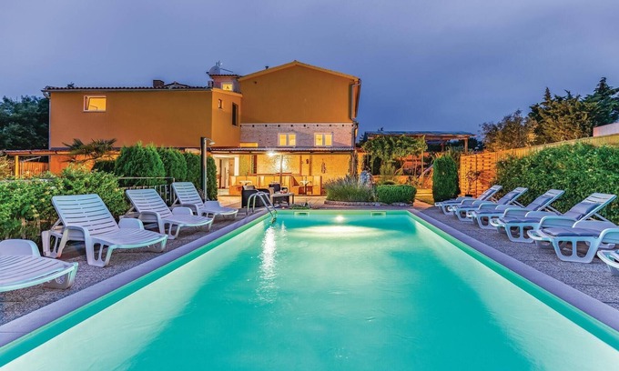 Pavicini House | 7 bedroom beautiful home in Krnica