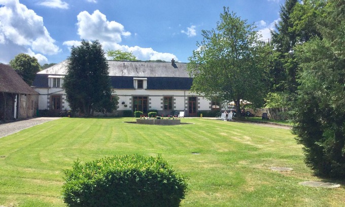 La Foret-Auvray House | 7-bedroom house with large private yard