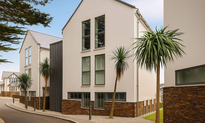 St Ives Apartment | 7 Cordyline Court - an apartment that sleeps 5 guests in 2 bedrooms