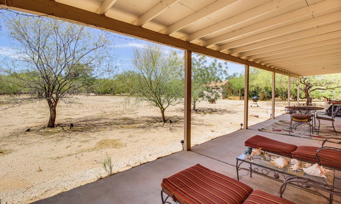 Catalina House | 7 Mi to Catalina State Park: Home w/Mountain View