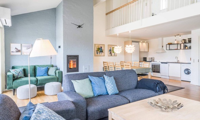 Blavand Strand House | 7 person holiday home in Blåvand