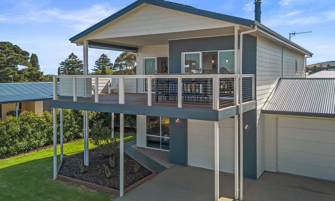 Normanville House | 7 Union Road, Normanville - Free WIFI