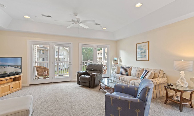 Sunset Beach Condo | 708 Three bedroom/2 bath condo with Coastal Comfort only minutes to Sunset Beach
