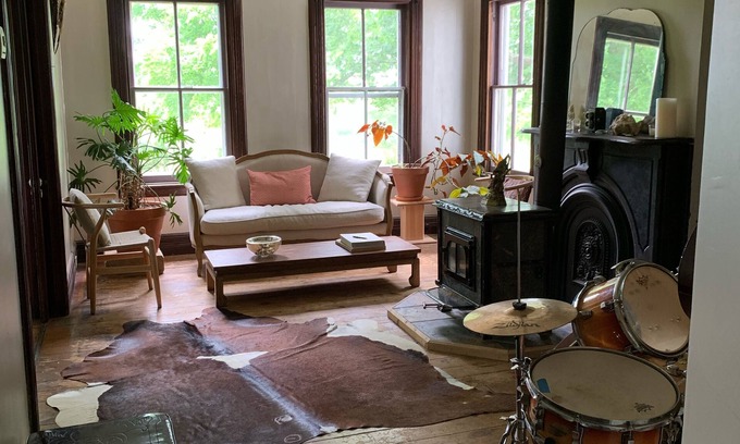 Campbell Hall House | 76 acres of peace and light in Hudson Valley
