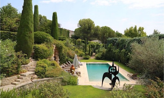 Mouries Villa | 7bedroom villa in Mouries France