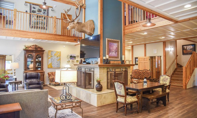 Red River House | 8 bedroom accommodation in Red River