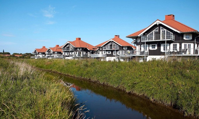 Bogense Apartment | 8 person holiday home on a holiday park in Bogense