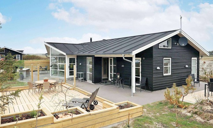 Lokken House | 8 person holiday home in Løkken-By Traum