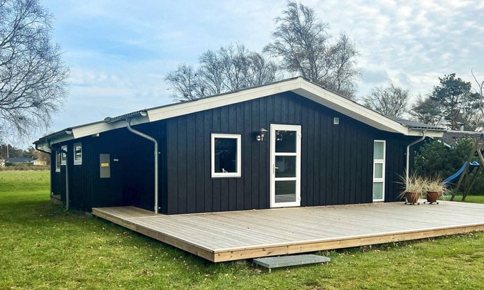 Nordost House | 8 person holiday home in Sæby