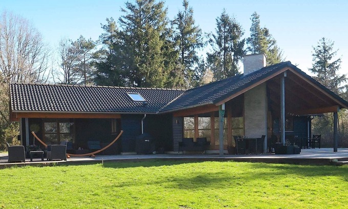 Skals House | 8 person holiday home in Skals-By Traum