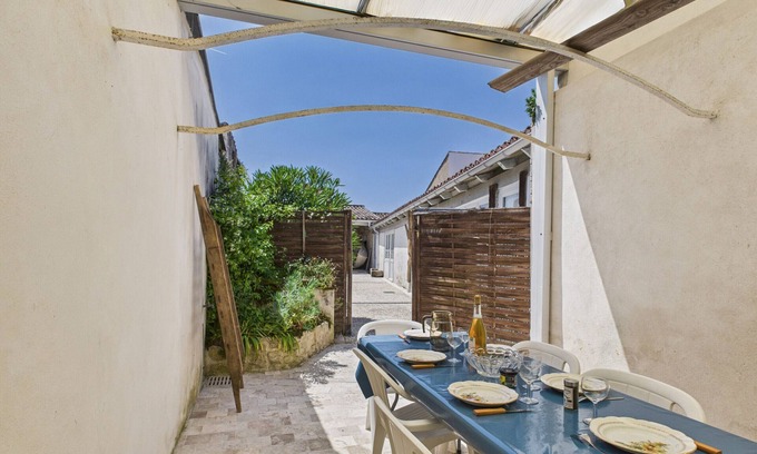 Le Bois-Plage-en-Re Ski Chalet | 800 m from the beach - House for 6 in Bois-Plage