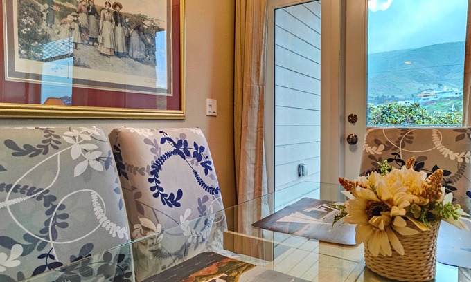 South San Francisco Apartment | 840-#3 Spacious, new, Safe parking garage, Condo type unit, A/C & Elev. near SFO