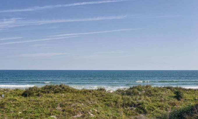 Crescent Beach Condo | 89 a night for October!Sunny Side Up-DIRECT OCEANFRONT END UNIT! FALL Deals Now!