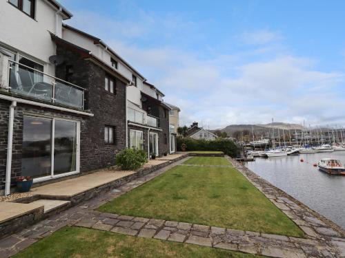 Borth-y-Gest Apartment | 9 Oakley Wharf