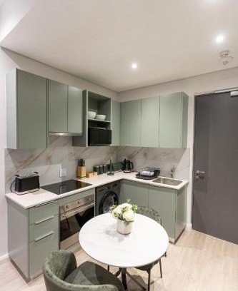 Menlyn Apartment | 932 menlyn maine