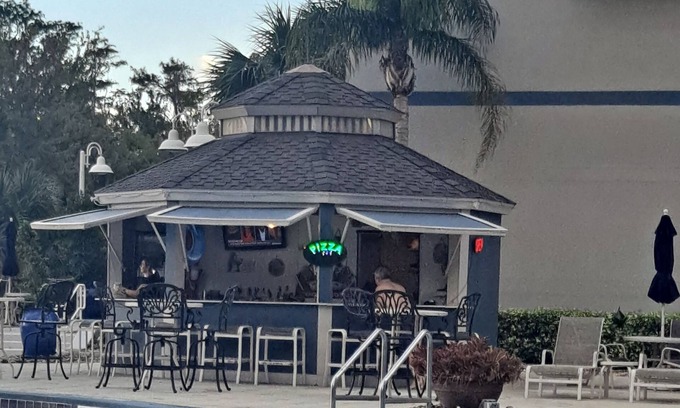 Florida Central Atlantic Coast Condo | 95+/N TODAY-30, NOV 20-DEC 26 POOL LAKE FIREWORK VIEW 9:30PM LOVELY 1 BDR 2 BTHS