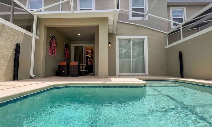 Four Corners House | 958 Amazing Town home 4 Bedrooms W/Pool Champions Gate