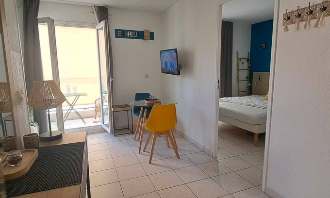 Les Baumettes Apartment | A 2 Minutes de la Plage et de la Prom Avec Terrasse ! Piscine Dans Résidence