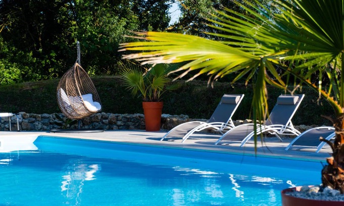 Lorignac House | A beautiful french mansion, set on 4 acres amongst Cognac vines and sunflowers