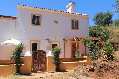 Reveladas House | A Casa e o Campo