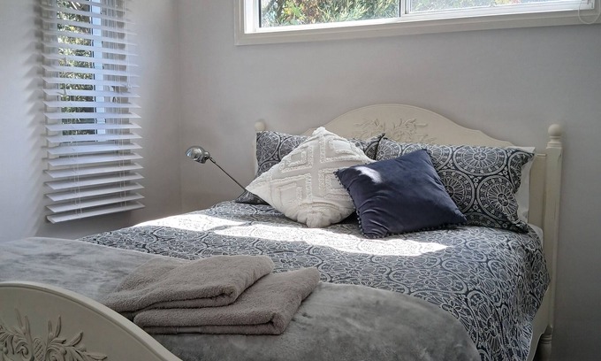 Bendigo Apartment | A cosy apartment on the CBD fringe close to theatres, galleries and restaurants.