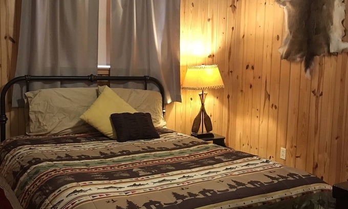 Murfreesboro Cabin | A cozy getaway on the Little Missouri River! -RIVER ACCESS