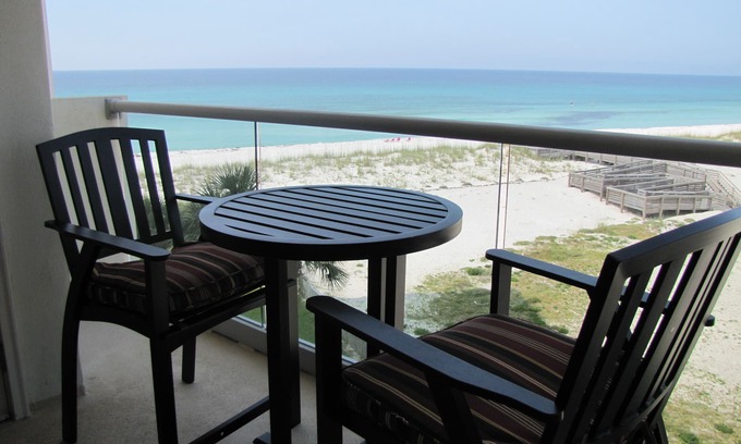 Pensacola Beach Condo | A few Fall dates available book Regency Towers, NOW.