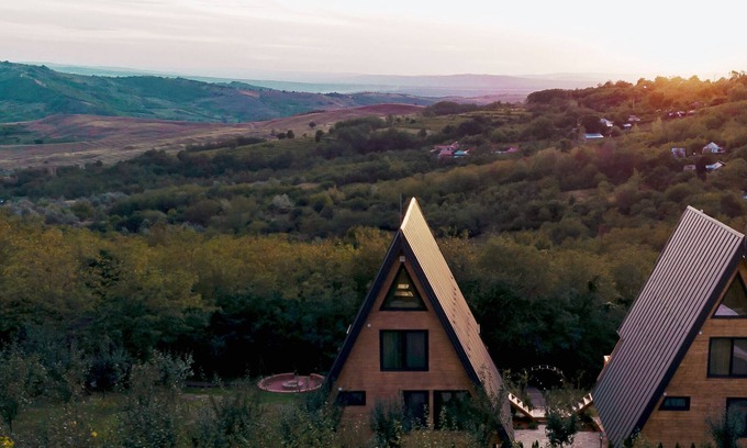 Ceptura Ski Chalet | A Frame Chalet in Dealu Mare