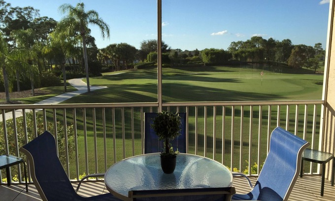 Bonita Springs Condo | A golfer's retreat! Spring Run Golf Community