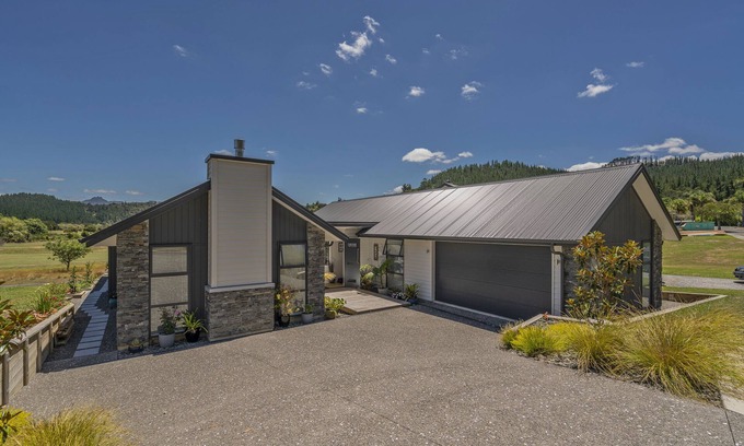 Pauanui House | A GOLFERS RETREAT