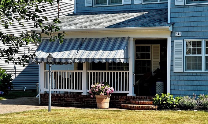 Spring Lake House | “A great family house!” in Spring Lake! 3 blocks from South End Pavilion.