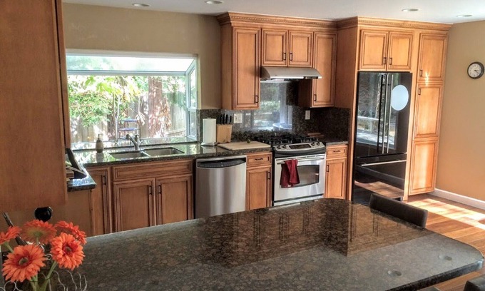 Pleasant Hill House | A great place to stay to enjoy what the SF Bay Area has to offer.