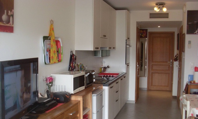 Calvi Apartment | A haven of peace a stone's throw from the beach