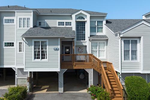 Manteo House | A Joyful Sound