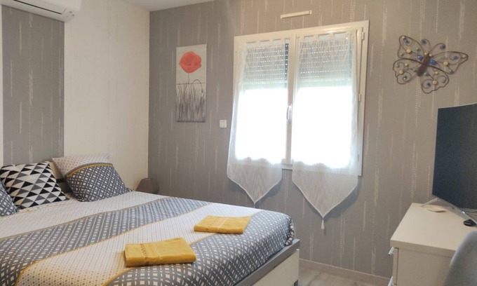 Sassenay Bed & Breakfast | " A la Bonne Étape" à 800 m Eurovélo6