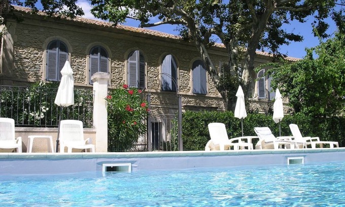 Graveson Apartment | A little cocoon in the Alpilles near Saint-Rémy-de-Provence.