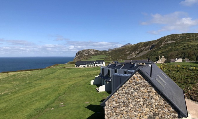 Pistyll Cottage | A llyn peninsula that sleeps 6 guests in 3 bedrooms