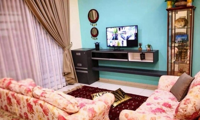 Tersusun Batu 5 House | A luxurious homestay located just 800m from Lost World of Tambun, Ipoh