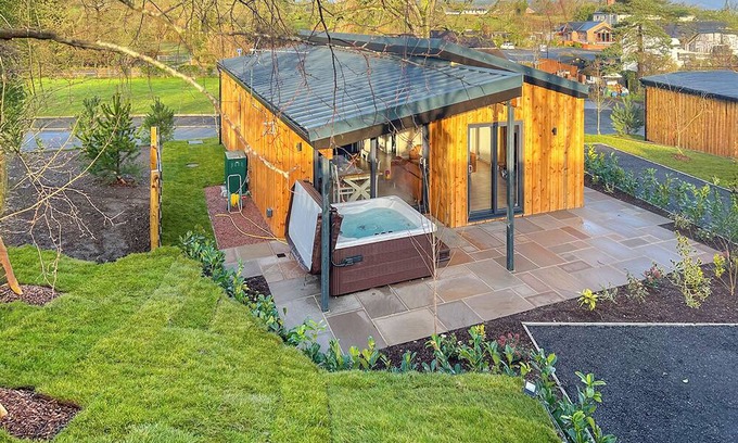 Chirk Bank Ski Chalet | A magnificent bespoke lodge perfect for a family escape.