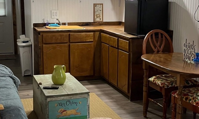 Ruffin Cabin | A Minimalist Fancy! A cute place to lay your head and take a short shower.