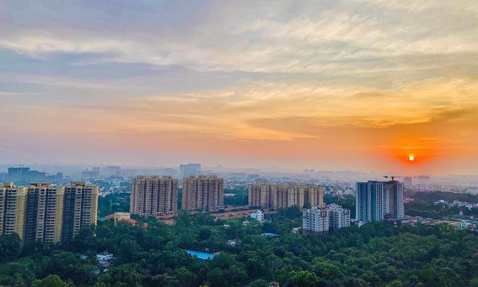 Bengaluru Apartment | A Night in PÂRIS on the 31st Floor