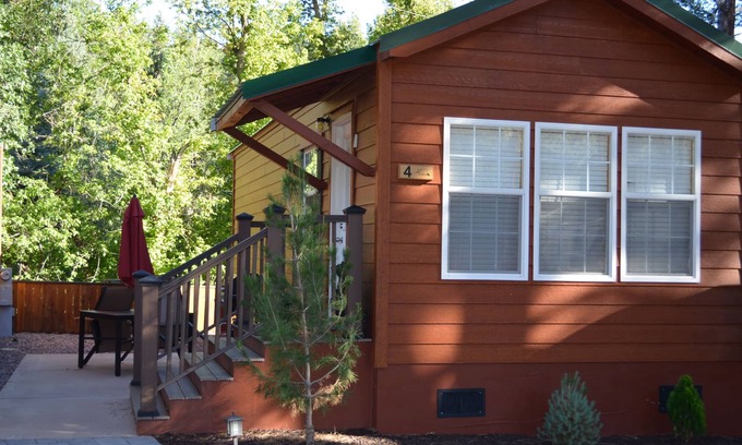 Christopher Creek Cabin | A one bedroom, one bathroom cabin overlooking Christopher Creek.