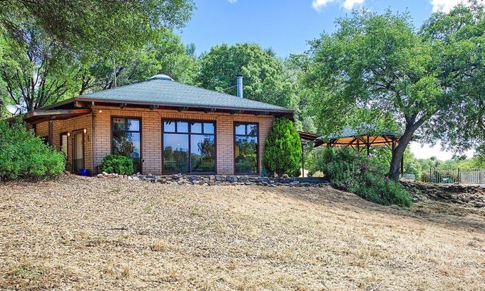 Angels Camp House | A piece of paradise at this 20 acre hideaway