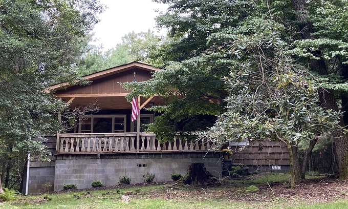 Roaring Gap House | A retreat is waiting.