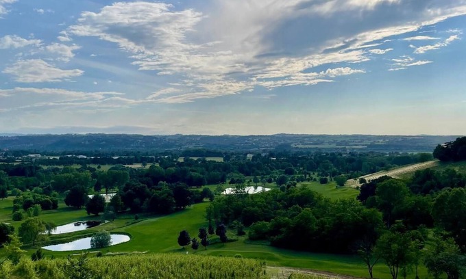 Capriata d'Orba Apartment | A romantic farmhouse among the vineyards, 15' from the Serravalle outlet