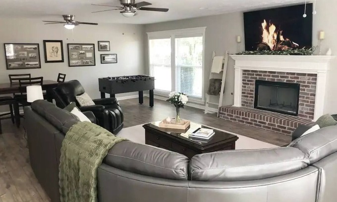 Cataula House | A Safe and private retreat/Red Roof Retreat/Ft. Benning/Callaway/Columbus