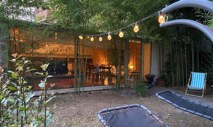 Cengelkoy Mahallesi Apartment | A secret garden in the Bosphorus