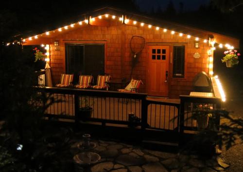 Port Renfrew Ski Chalet | A Shack In The Woods