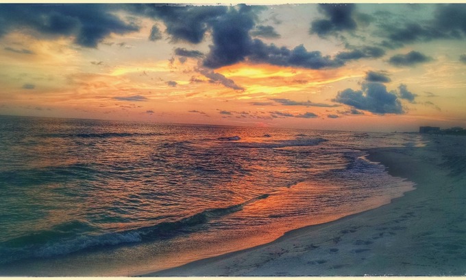 Kiska Beach Cottage | A Special Getaway!