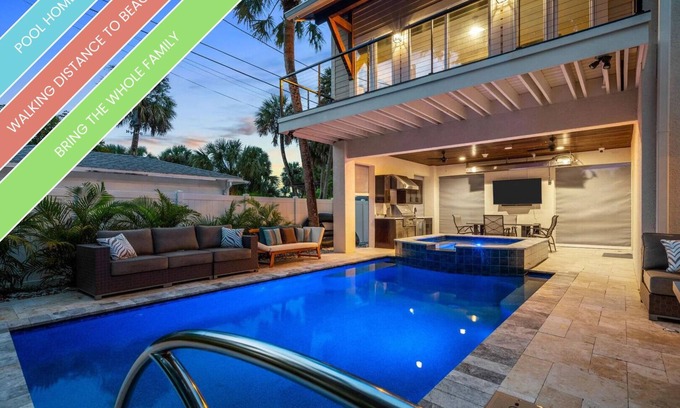 Bay Esplanade House | A Sunset Dream - Monthly Beach Rental